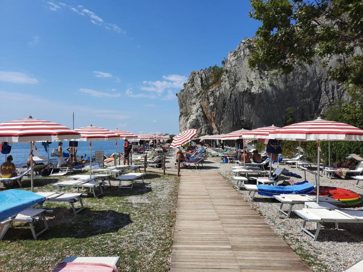 Agriturismo Ai Tre Sentieri Aurisina Eksteriør bilde